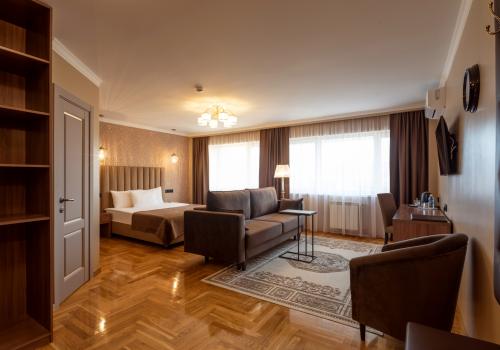 Номер комфорт улучшенный с видом на Енисей