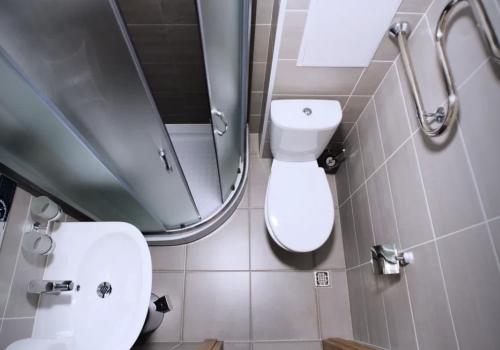 Номер стандарт улучшенный с 1 двуспальной кроватью