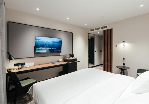 Стандарт двухместный с одной двуспальной кроватью