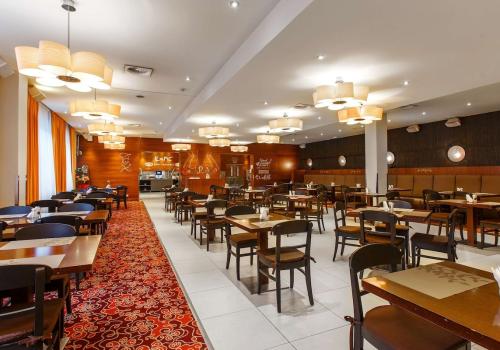 Фото Cosmos Saint-Petersburg Pulkovskaya Hotel