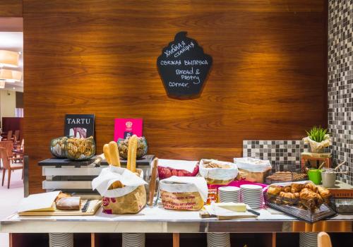 Фото Cosmos Saint-Petersburg Pulkovskaya Hotel