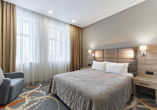 Номер стандарт с 1 двуспальной кроватью