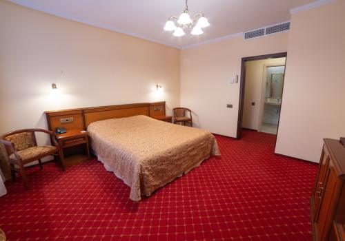 Номер комфорт с 1 двуспальной кроватью