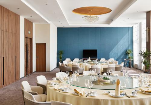 Фото Aden Hotel & Business Centre