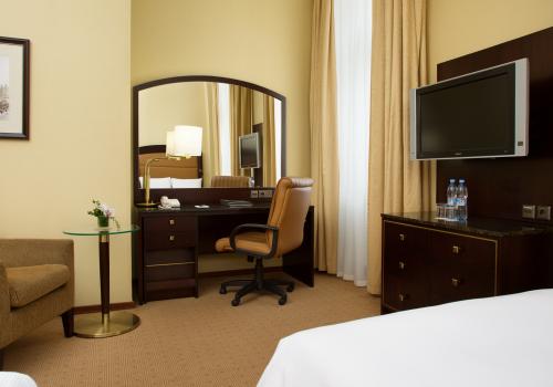 Номер делюкс с 2 односпальными кроватями