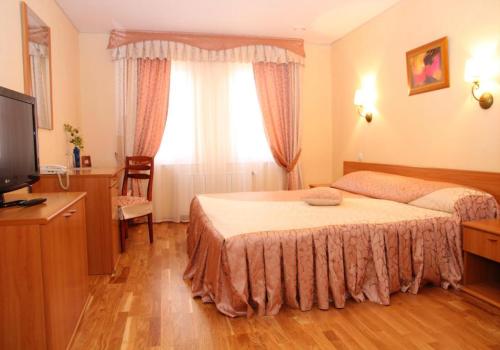 Фото Отель Четыре короны