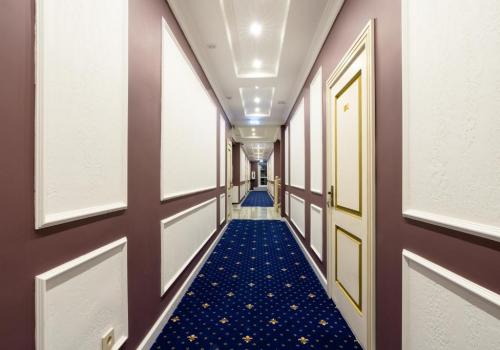 Фото Отель Париж