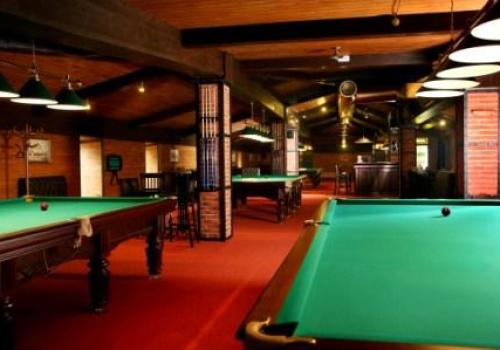 Фото Алеша Попович Двор