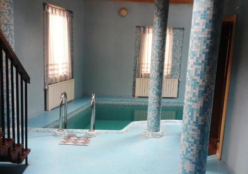 Фото Отель Четыре короны