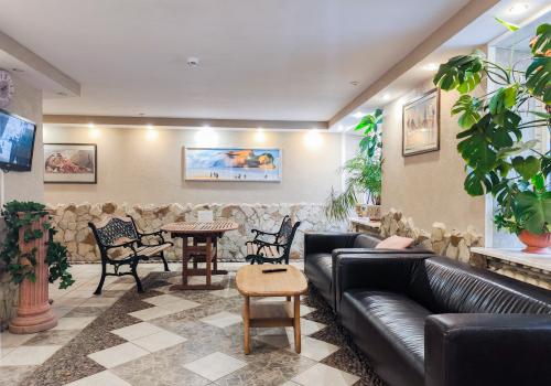 Фото Отель Гелиос