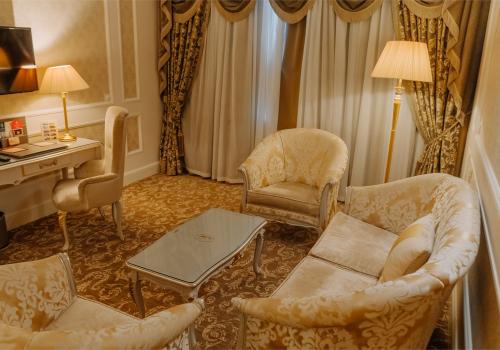 Номер полулюкс с 2 односпальными кроватями