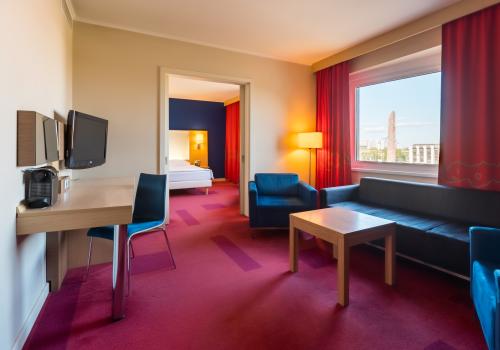 Номер люкс с 1 двуспальной кроватью