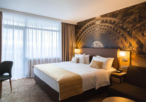 Супериор на верхних этажах с видом на город