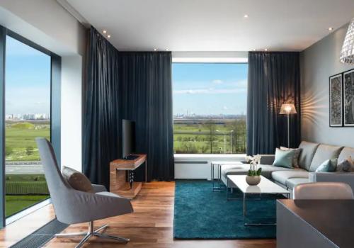 Номер делюкс с 1 двуспальной кроватью