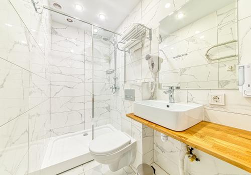 Фото Отель Ревиваль