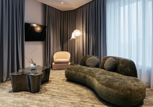 Джуниор Сюит Туйгэ