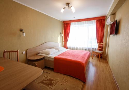 Номер улучшенный с 1 двуспальной кроватью