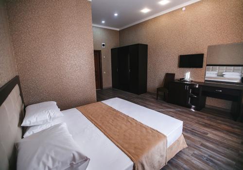 Фото Отель Баден-Баден