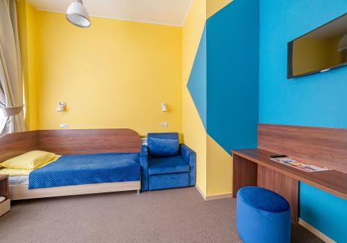 Номер эконом с 3 односпальными кроватями