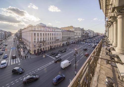 Фото Отель Lopatin Невский 100