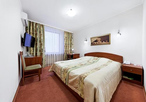 Номер комфорт с 1 двуспальной кроватью