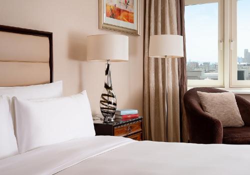 Номер делюкс с 1 двуспальной кроватью