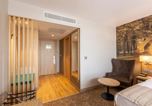 Фото Отель Holiday Inn Moscow Sokolniki (Холидей Инн Москва Сокольники)