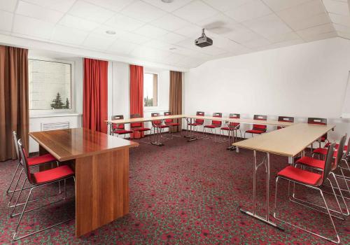 Фото Отель Reddy