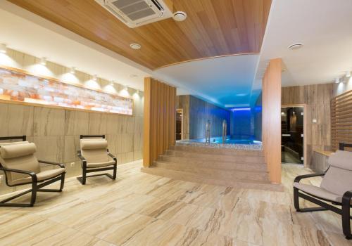 Фото Отель Томь Ривер Плаза