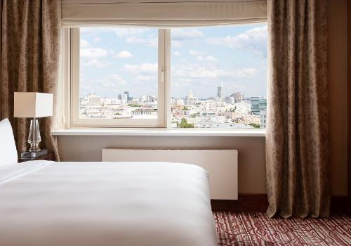 Номер люкс Москва