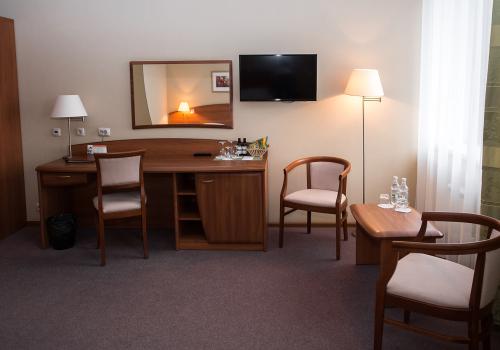 Номер комфорт стандарт с 1 двуспальной кроватью