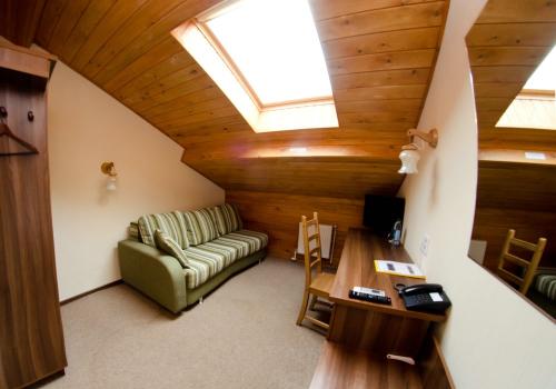 Фото Алеша Попович Двор