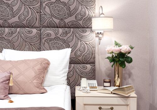 Номер стандарт улучшенный с 1 двуспальной кроватью