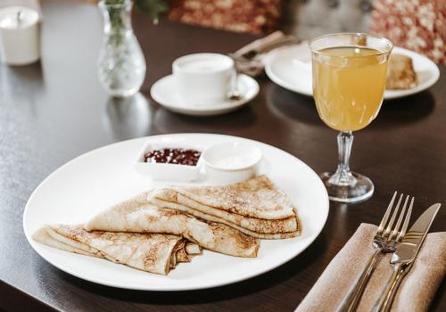 Фото Отель Золотая Набережная