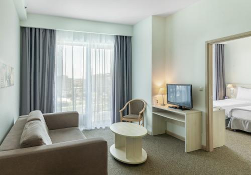 Апартаменты трехкомнатные