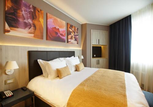 Фото Отель Марциаль