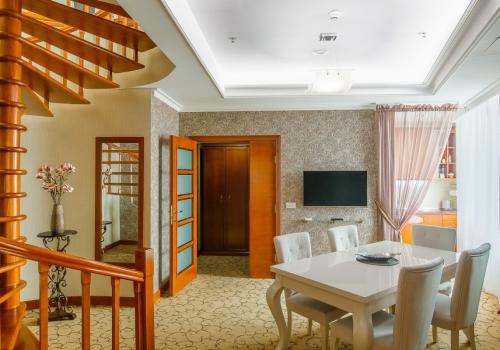 Фото Отель Авалон