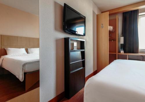 Фото Отель Ирис Санкт-Петербург Центр