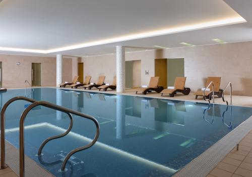 Фото Отель HolidayHall Samara