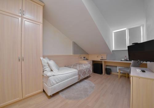 1-местный номер стандарт (мансарда)