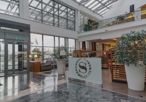 Фото Sheraton Skypoint Luxe