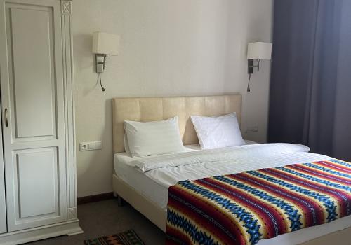 Фото отеля 6