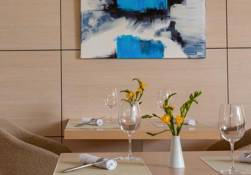 Фото Отель HolidayHall Samara