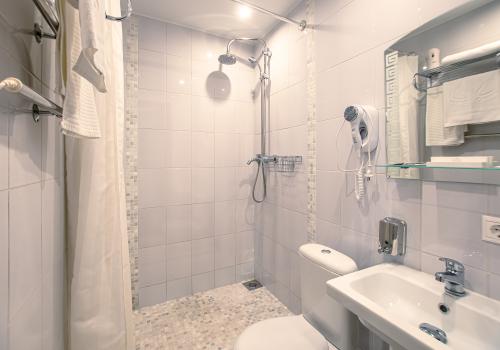 Фото Отель Ревиваль