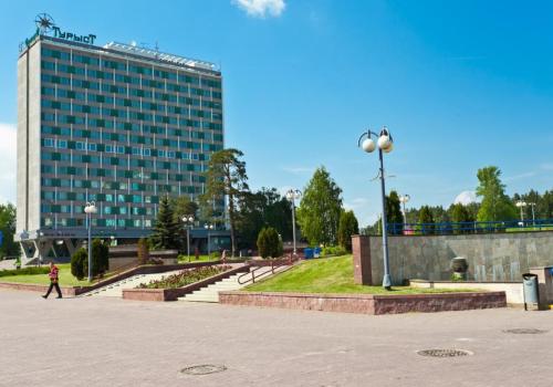 Фото отеля 1