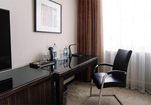 Студия Премиум трехместный