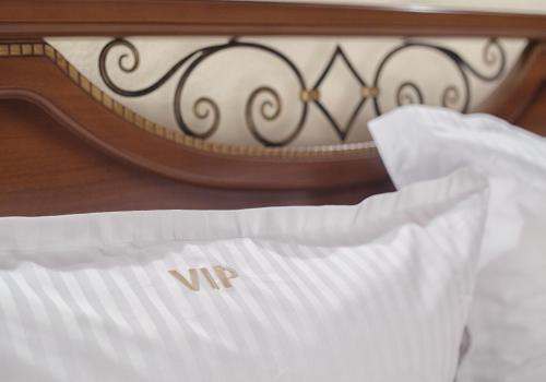 Номер полулюкс с 1 двуспальной кроватью