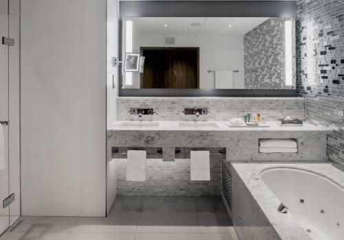 Фото Отель Hilton Saint Petersburg ExpoForum