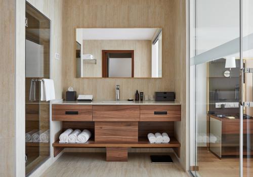 Фото Aden Hotel & Business Centre