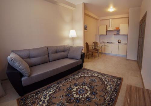 2-комнатные апартаменты улучшенные с 2 односпальными и 1 двуспальной кроватью